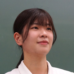 鴨川桃花